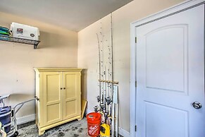 Home w/ Deck: 1 Mi to Surfside Beach Access!