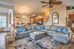 Home w/ Deck: 1 Mi to Surfside Beach Access!