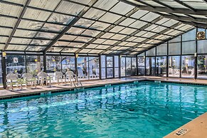 Home w/ Deck: 1 Mi to Surfside Beach Access!