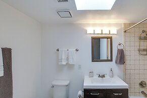 4 Mi to Mill Ave: Family Retreat w/ Patio in Tempe