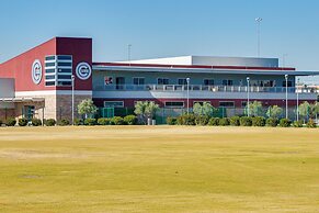 4 Mi to Mill Ave: Family Retreat w/ Patio in Tempe