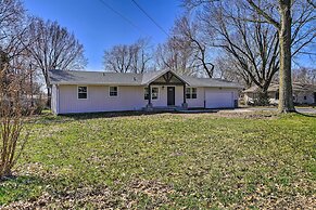 Retreat w/ Deck ~ 9 Mi to Downtown Springfield
