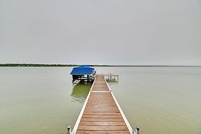 Family-friendly Cayuga Lake Retreat w/ Dock!
