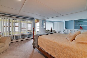 Cayuga Lake Retreat in Seneca Falls w/ Dock!