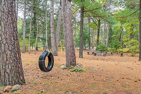 Quiet Retreat on Lake w/ Kayaks, Boats + Bikes!
