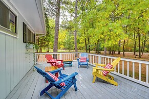 Quiet Retreat on Lake w/ Kayaks, Boats + Bikes!