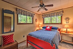 Quiet Retreat on Lake w/ Kayaks, Boats + Bikes!