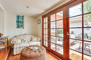 2 Mi to Dtwn: Phoenix Getaway w/ Patio