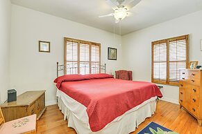 2 Mi to Dtwn: Phoenix Getaway w/ Patio