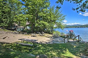 Updated Bristol Lakehouse w/ Kayaks & Beach Access