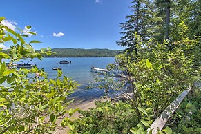 Updated Bristol Lakehouse w/ Kayaks & Beach Access