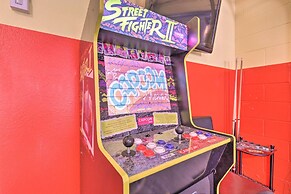 Orlando Area House Near Disney w/ Pool Deck!