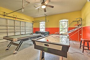 Orlando Area House Near Disney w/ Pool Deck!