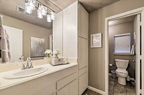 Bright n Breezy Waterfront Lake Granbury Getaway!