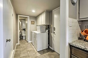 Bright n Breezy Waterfront Lake Granbury Getaway!