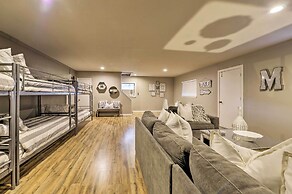 Bright n Breezy Waterfront Lake Granbury Getaway!