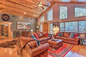 < 3 Mi to Pinetop Country Club: Luxe Cabin w/ Deck