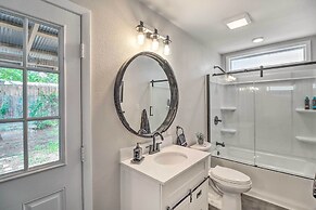 Mountain View Home Steps to Amphitheater Park