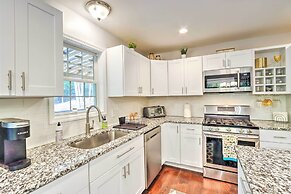 Warne Retreat w/ Hot Tub & Fire Pit!