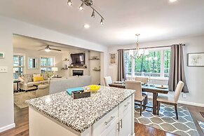 Warne Retreat w/ Hot Tub & Fire Pit!