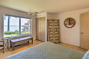 Hike, Bike & Explore: Oceanfront Kingston Getaway