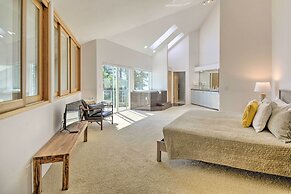 Hike, Bike & Explore: Oceanfront Kingston Getaway