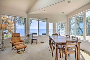 Hike, Bike & Explore: Oceanfront Kingston Getaway