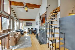 Cozy 'hillside Hideaway' in Wintergreen Resort!