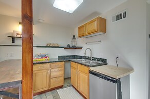 Cozy 'hillside Hideaway' in Wintergreen Resort!