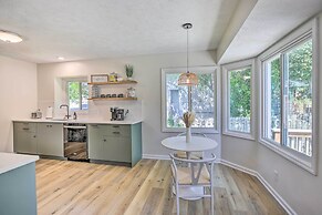 Modern Boho Gem: Yard + 10 Mi to Baxter Arena