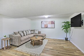 Modern Boho Gem: Yard + 10 Mi to Baxter Arena