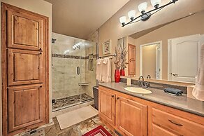 Near Hiking: Munds Park Cabin w/ Deck & Yard