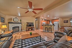 Near Hiking: Munds Park Cabin w/ Deck & Yard