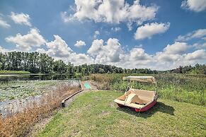Family-friendly Retreat on Long Noble Lake!