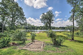 Family-friendly Retreat on Long Noble Lake!