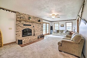 Family-friendly Retreat on Long Noble Lake!
