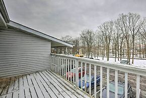Near Mt Airy Casino: Mount Pocono Condo w/ Balcony
