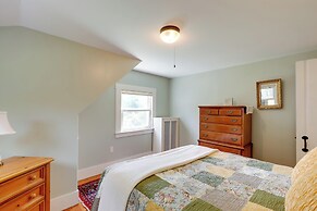 Franconia Escape on Half Acre w/ Fire Pit & Deck!