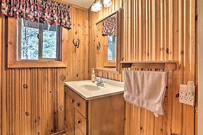 Whitewood Cabin: Deck, Gas Grill & Hot Tub!