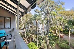 Coastal Oasis w/ Pool - Walk to Coligny Beach Park