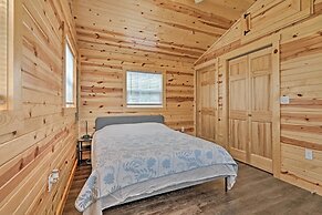 Cozy Bidwell Cabin w/ Deck: Trail & Creek Access!