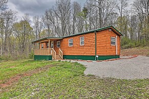 Cozy Bidwell Cabin w/ Deck: Trail & Creek Access!