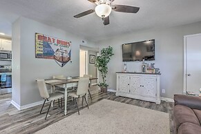 Steps to Lake: Cheerful Camdenton Cottage!