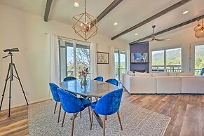 Mtn Views & Gas Fire Pit: Luxe Pine Escape!