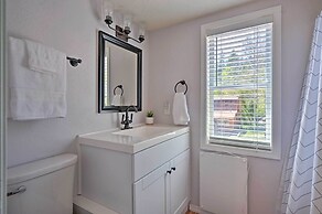 Whispering Pines Home: Fire Pit, Near Scenic Hikes