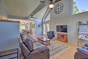 Modern Show Low Retreat w/ Deck & Mtn Views!