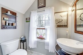 Breathtaking Brevard Home w/ Screened Porch!