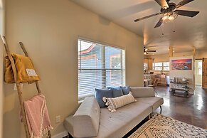 Modern Retreat: 3 Blocks to Dtwn Williams + Rte 66