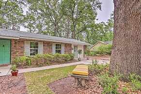 Cozy Studio With Yard, 6 Miles to Dwtn Beaufort!