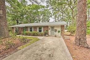 Cozy Studio With Yard, 6 Miles to Dwtn Beaufort!